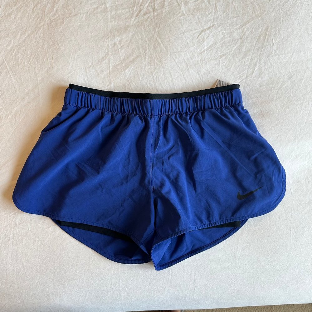 Nike Women's DRI-FIT 2 in 1 Shorts - Small